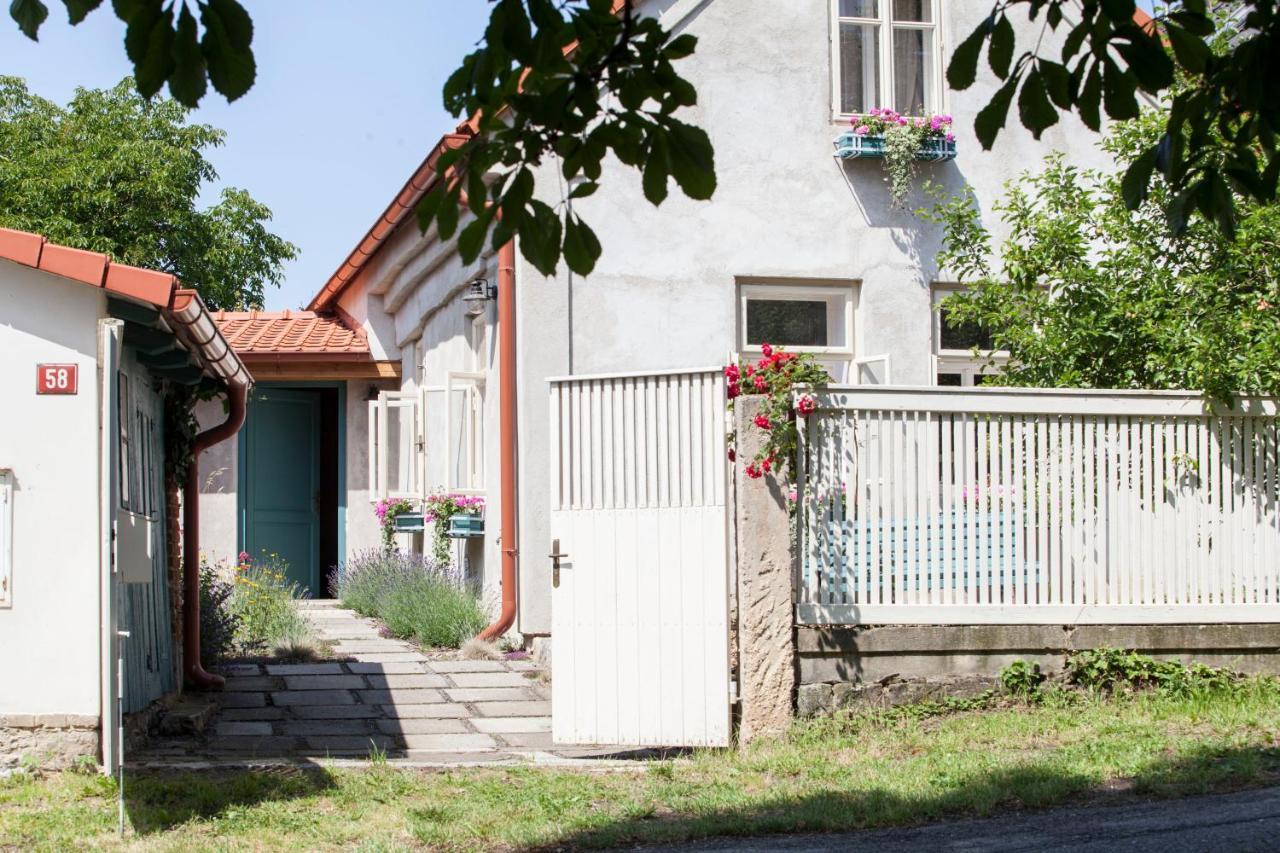 Domecek Na Kvetinovem Statku Villa Zdice Exterior photo